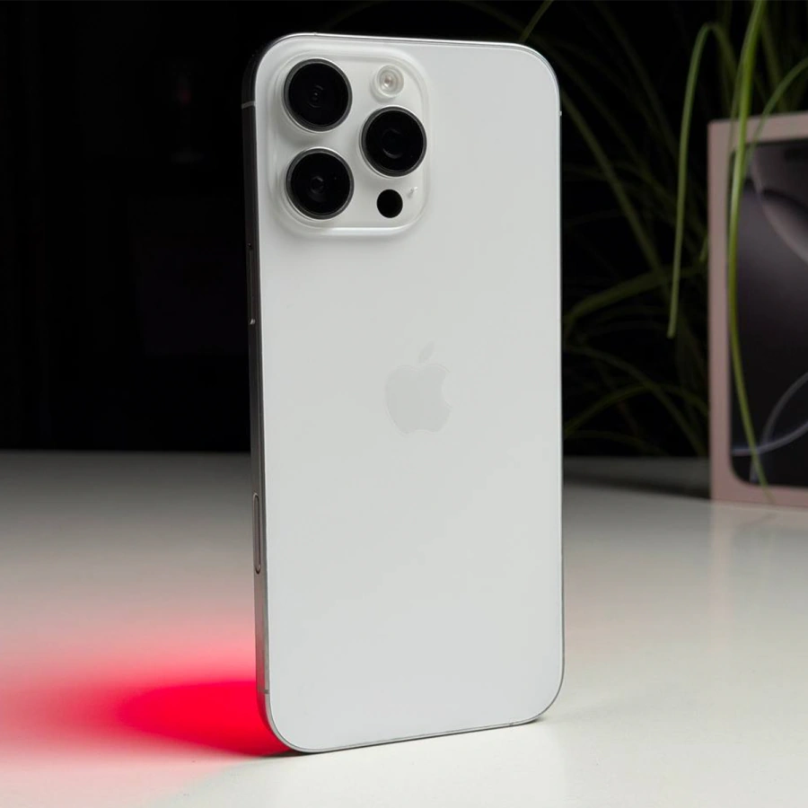 ВЖИВАНИЙ Б/У Apple iPhone 16 Pro Max 512GB White Titanium (MYX13) - Стан: гарний | Акумулятор: 97% | Комплектація: повний | Гарантія: 3 міс.