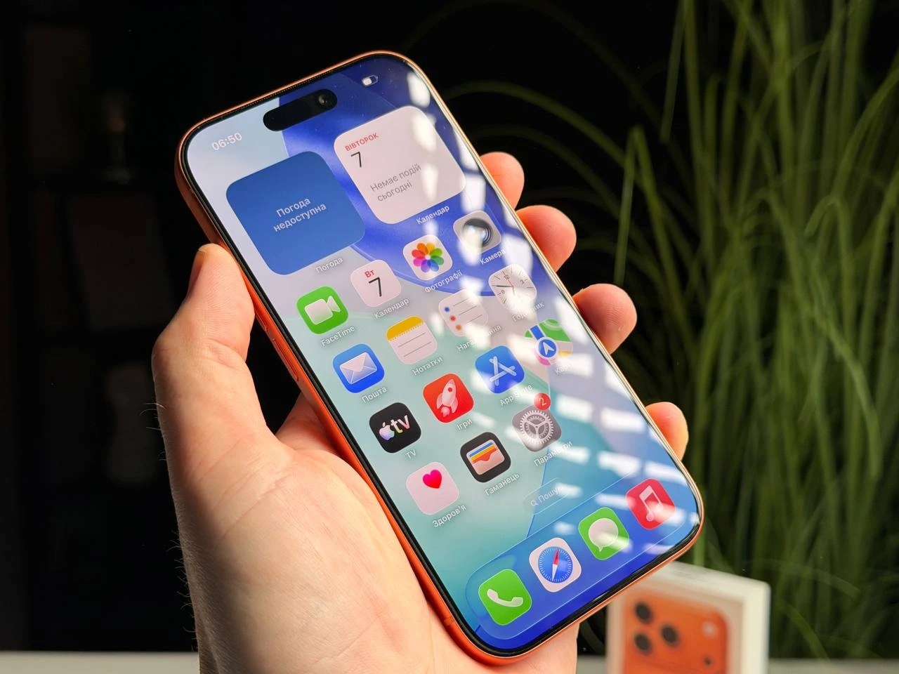 ВЖИВАНИЙ Б/У Apple iPhone 17 Pro 256GB eSim Cosmic Orange (MG7L4, MG864) - Состояние: идеальный | Аккумулятор: 100% | Комплектация: полный | Гарантия: 3 мес.