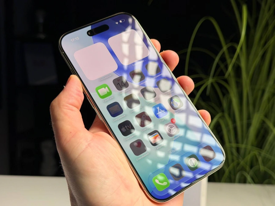 ВЖИВАНИЙ Б/У Apple iPhone Air 256GB Light Gold (MG2N4, MG1A4, MG294) - Состояние: хороший | Аккумулятор: 100% | Комплектация: полный | Гарантия: 3 мес.