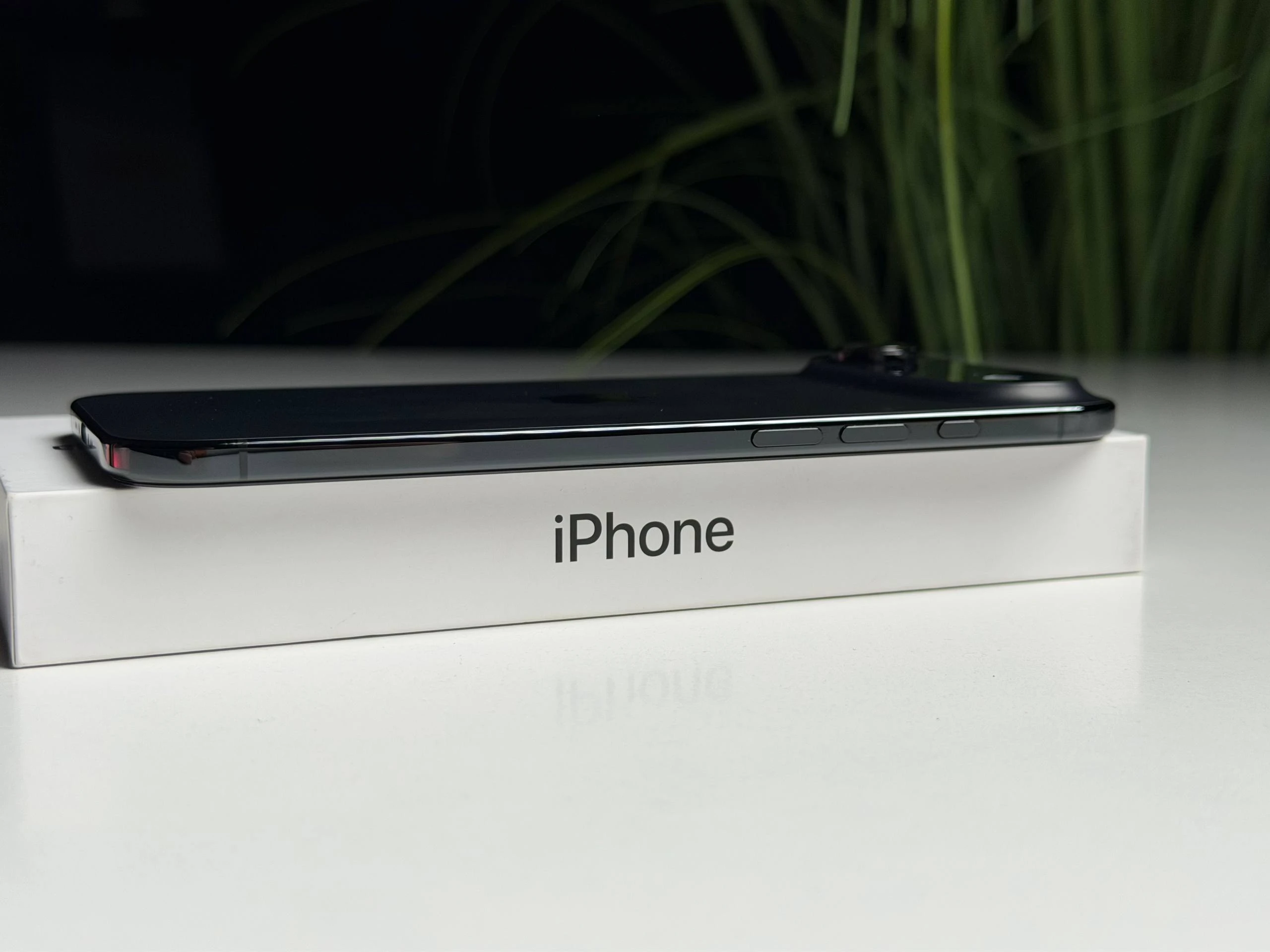 ВИТРИННЫЙ Apple iPhone Air 256GB Space Black (MG2L4, MG184, MG274) - Состояние: идеальный | Аккумулятор: 100% | Комплектация: полный | Гарантия: 12 мес.