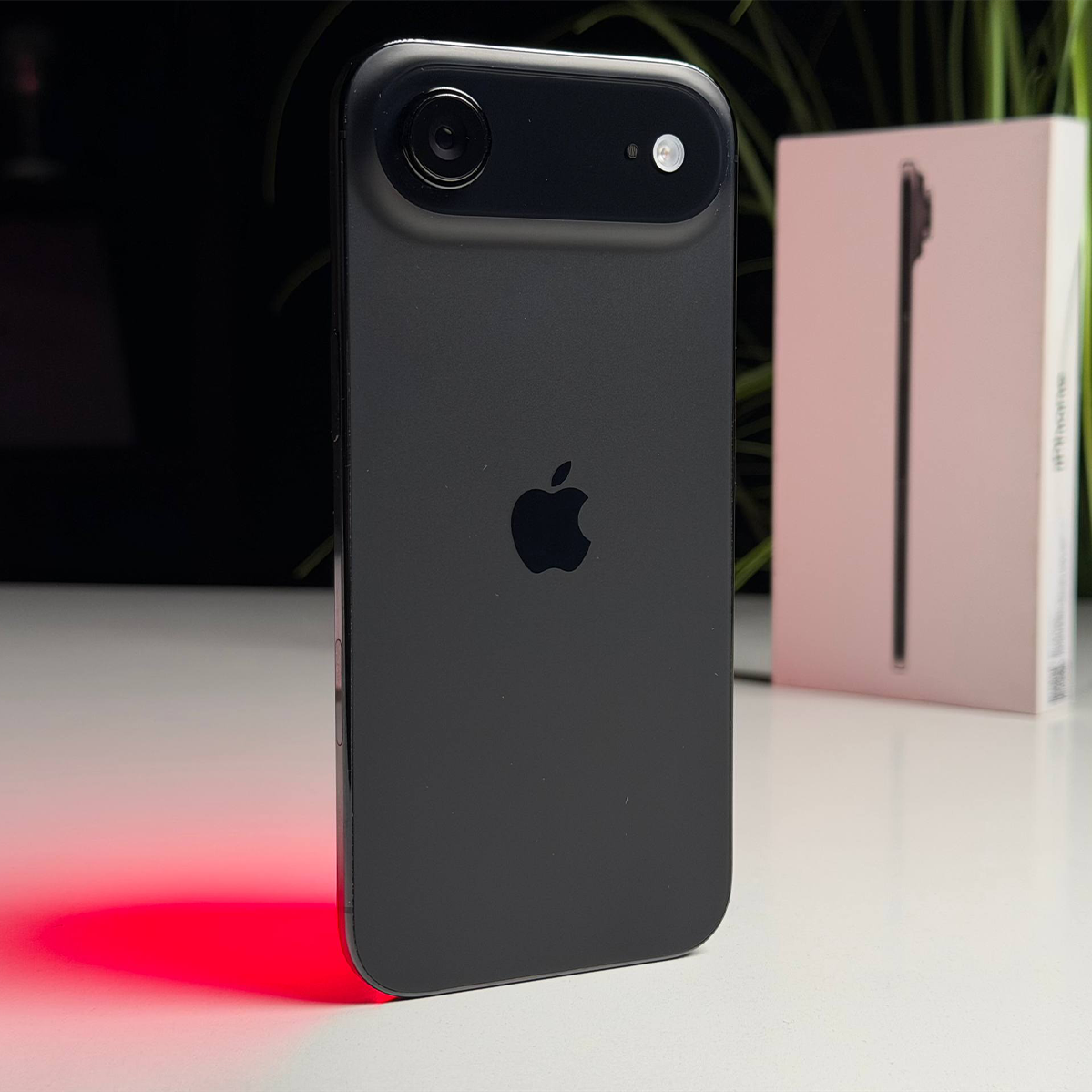 ВИТРИННЫЙ Apple iPhone Air 256GB Space Black (MG2L4, MG184, MG274) - Состояние: идеальный | Аккумулятор: 100% | Комплектация: полный | Гарантия: 12 мес.