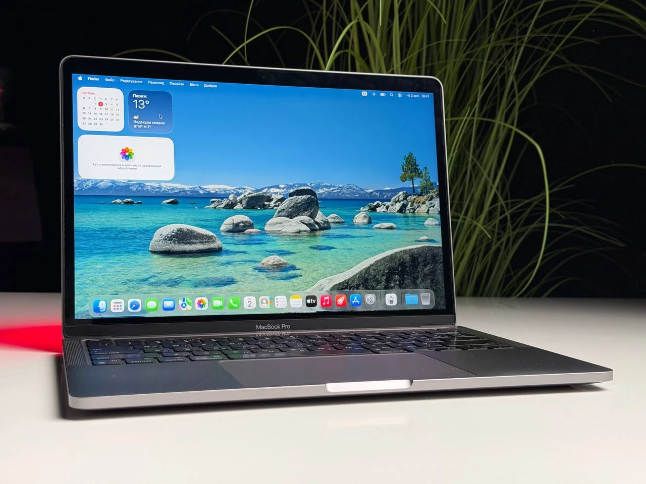 ВЖИВАНИЙ Б/У MacBook Pro 13" Space Gray 2022 M2/8GB/512SSD (MNEJ3) - Состояние: хороший | Аккумулятор: 83% | Комплектация: полный, без коробки | Гарантия: 3 мес.