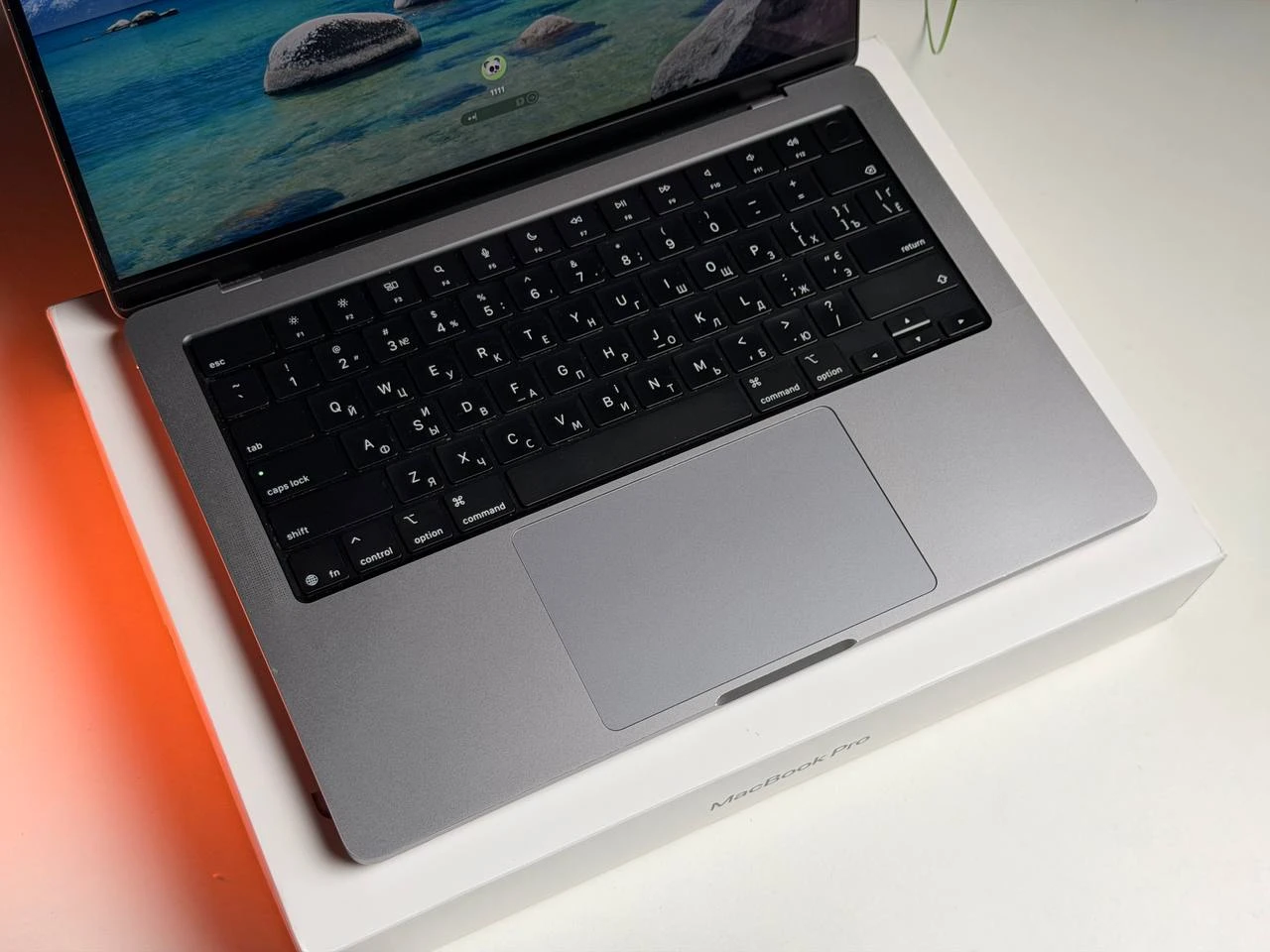 ВЖИВАНИЙ Б/У MacBook Pro 14" Space Gray (MKGP3) 2021 - International English - Состояние: хороший | Аккумулятор: 82% | Комплектация: полный | Гарантия: 3 мес.