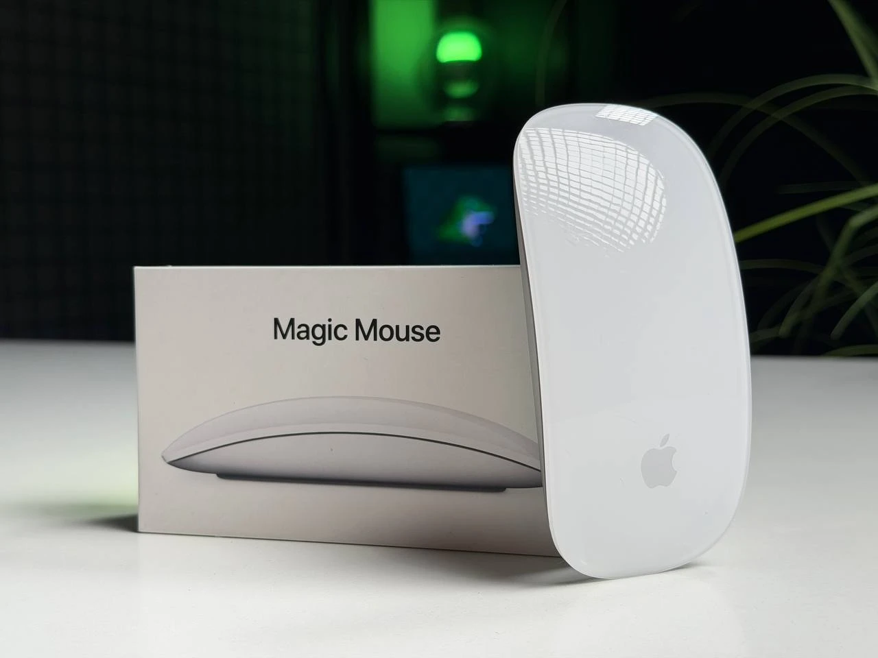 ВЖИВАНИЙ Б/У Миша Apple Magic Mouse [Lightning] - White Multi-Touch Surface (MK2E3) - Стан: гарний | Комплектація: мишка, коробка | Гарантія: 3 міс.