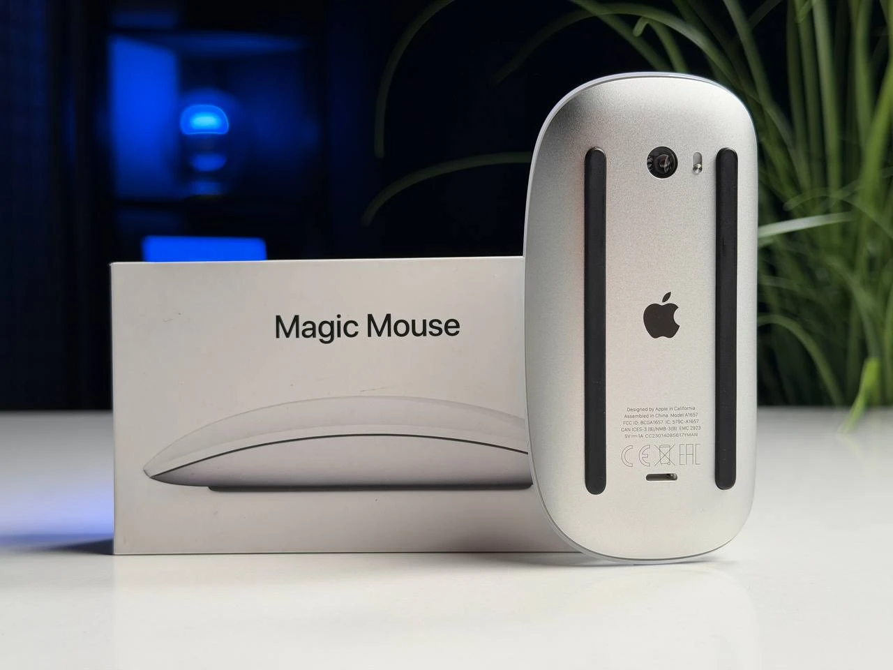 ВЖИВАНИЙ Б/У Миша Apple Magic Mouse [Lightning] - White Multi-Touch Surface (MK2E3) - Стан: гарний | Комплектація: повний | Гарантія: 3 міс.