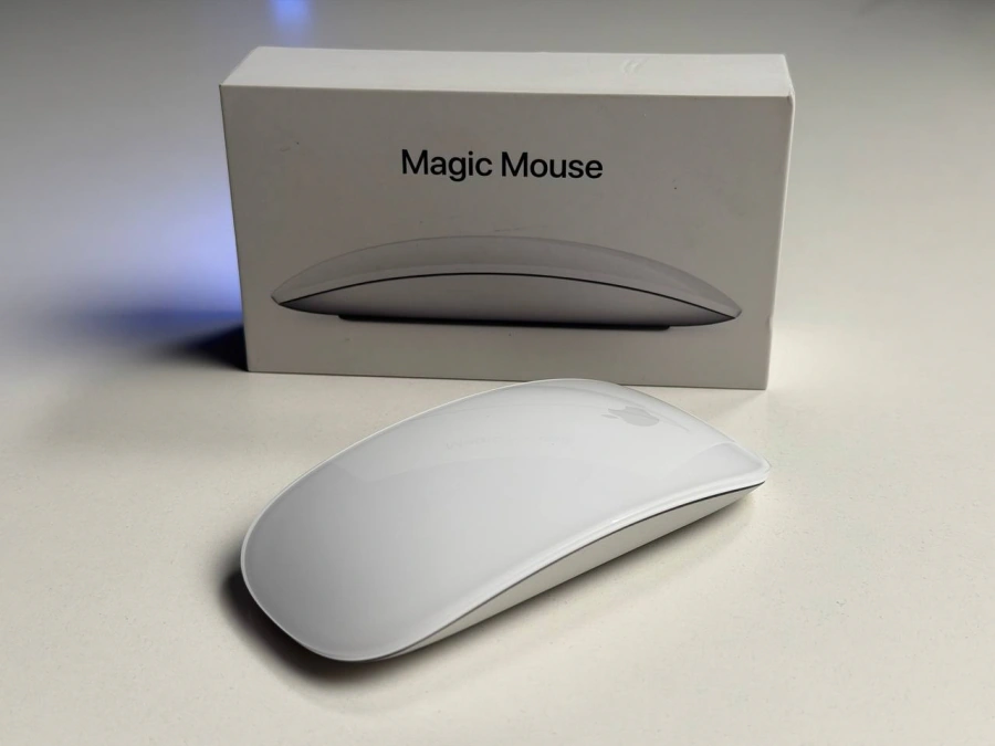 ВЖИВАНИЙ Б/У Мышь Apple Magic Mouse [Lightning] - White Multi-Touch Surface (MK2E3) - Состояние: хороший | Комплектация: полный | Гарантия: 3 мес.