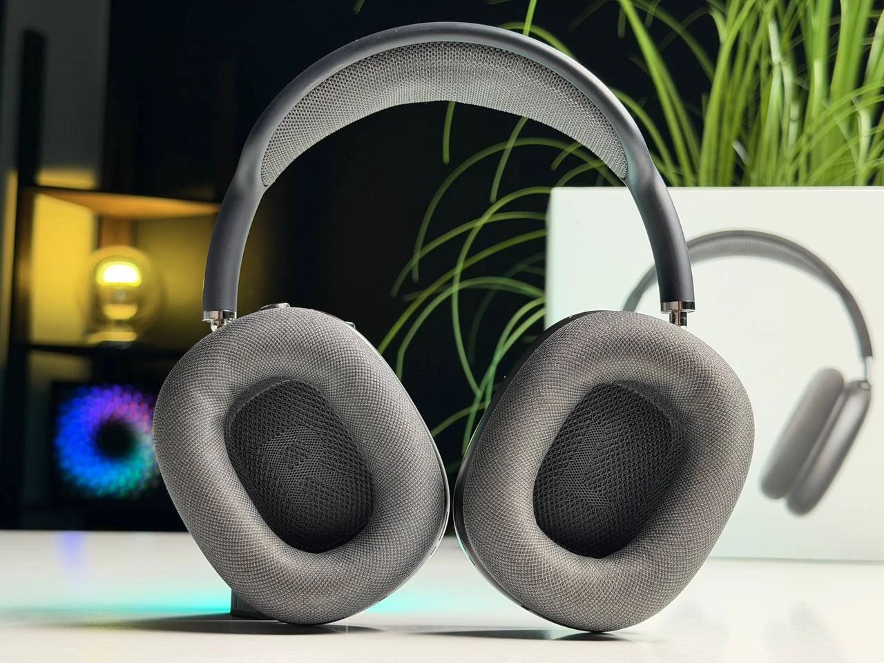 ВЖИВАНИЙ Б/У Наушники Apple AirPods Max [Lightning] 2020 - Space Gray (MGYH3) - Состояние: хороший | Комплектация: полный | Гарантия: 3 мес.