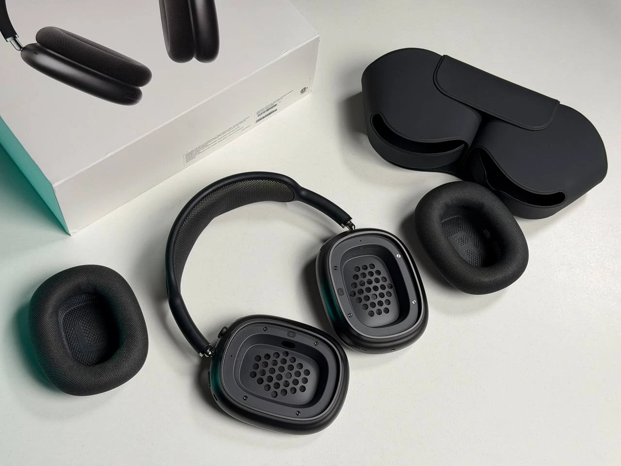 ВЖИВАНИЙ Б/У Наушники Apple AirPods Max [Lightning] 2020 - Space Gray (MGYH3) - Состояние: хороший | Комплектация: полный | Гарантия: 3 мес.