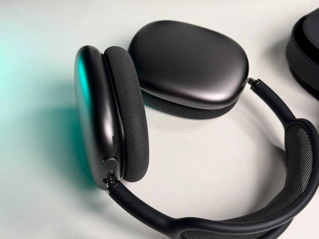 ВЖИВАНИЙ Б/У Наушники Apple AirPods Max [Lightning] 2020 - Space Gray (MGYH3) - Состояние: хороший | Комплектация: полный | Гарантия: 3 мес.