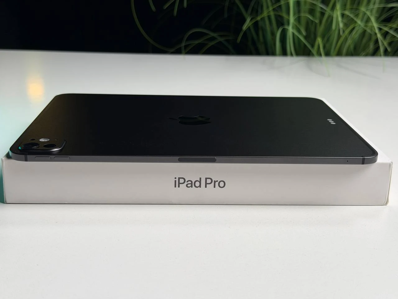 ВЖИВАНИЙ Б/У Планшет Apple iPad Pro 11" M4 2024 Wi-Fi + Cellular 256GB with Standard glass - Space Black (MVW13) - Состояние: хороший | Аккумулятор: 85% | Комплектация: полный | Гарантия: 3 мес.