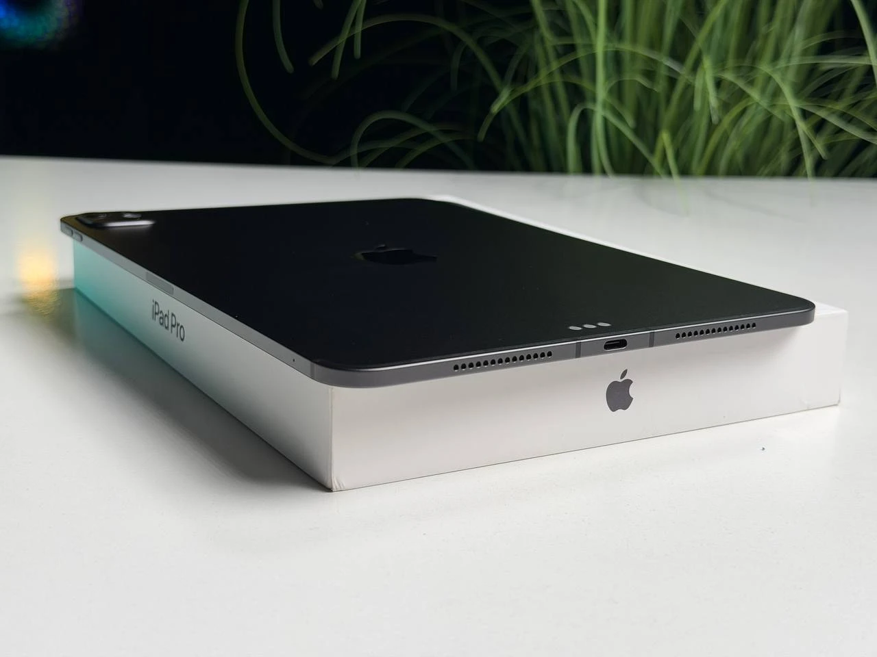 ВЖИВАНИЙ Б/У Планшет Apple iPad Pro 11" M4 2024 Wi-Fi + Cellular 256GB with Standard glass - Space Black (MVW13) - Состояние: хороший | Аккумулятор: 85% | Комплектация: полный | Гарантия: 3 мес.