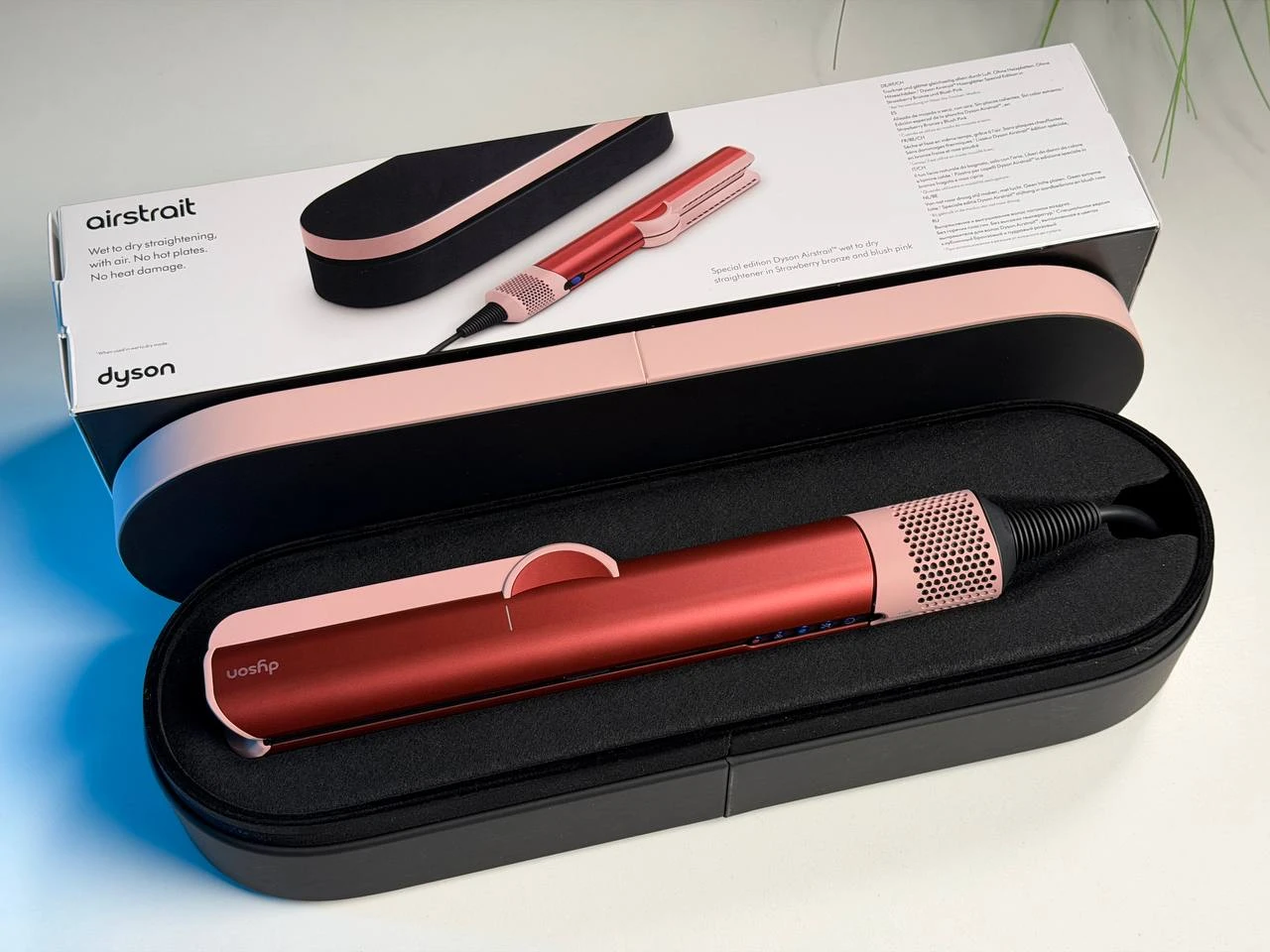 ВЖИВАНИЙ Б/У Выпрямитель для волос Dyson Airstrait HT01 - Strawberry Bronze/Blush Pink (560844-01) EU - Состояние: хороший | Комплектация: полный | Гарантия: 3 мес.