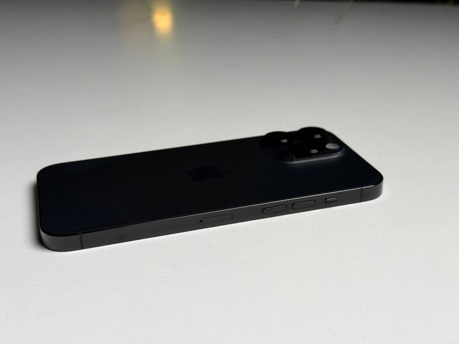 ВЖИВАНИЙ Б/У Apple iPhone 14 Pro Max 1TB Space Black (MQC23) - Стан: гарний | Акумулятор: 100% | Комплектація: повний | Гарантія: 3 міс.