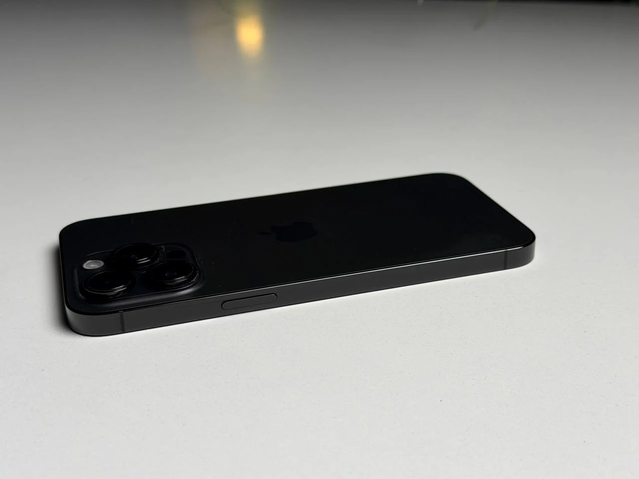 ВЖИВАНИЙ Б/У Apple iPhone 14 Pro Max 1TB Space Black (MQC23) - Стан: гарний | Акумулятор: 100% | Комплектація: повний | Гарантія: 3 міс.