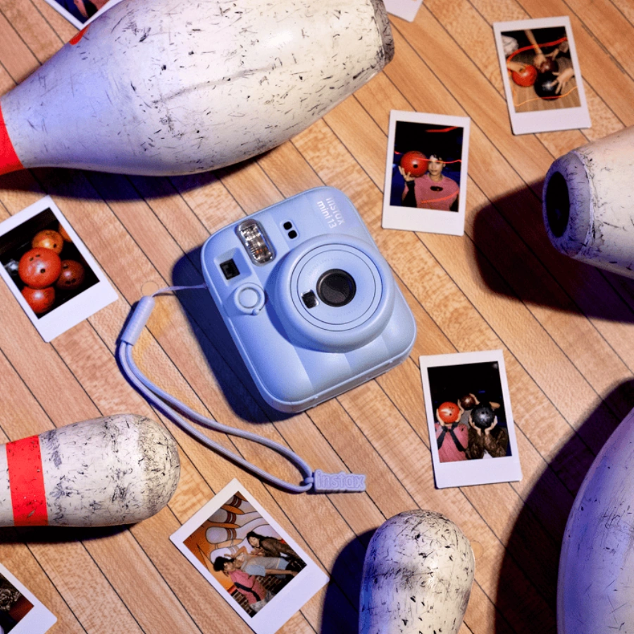 Фотокамера миттєвого друку Fujifilm Instax Mini 13 - Clay White (16963137)