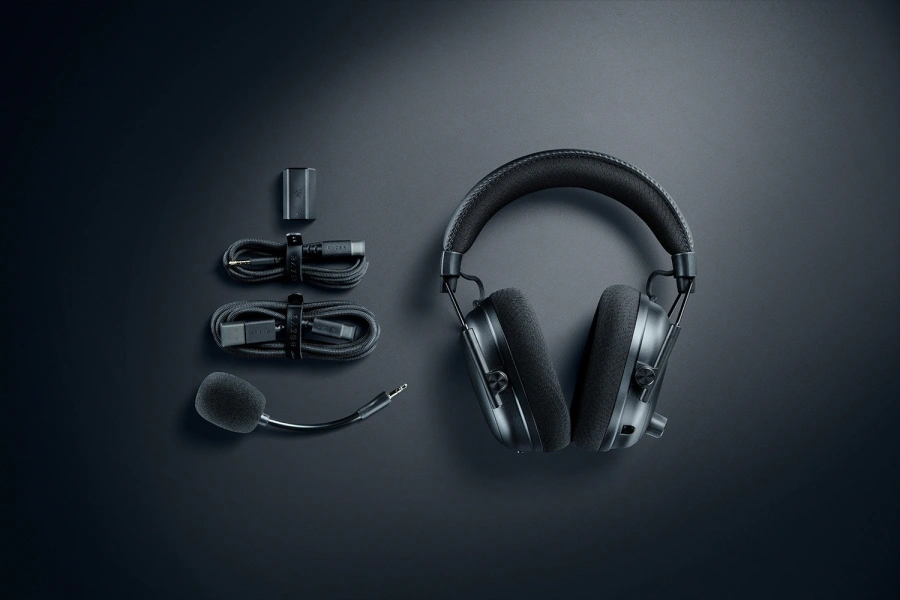 Ігрова гарнітура Razer Blackshark V3 Pro for PC - Black (RZ04-05400100-R3M1)