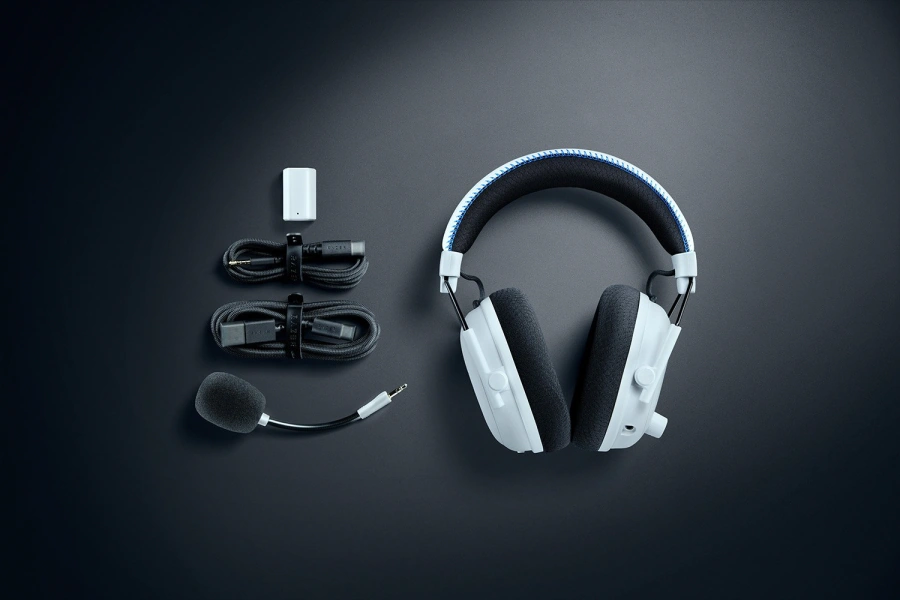 Ігрова гарнітура Razer BlackShark V3 Pro for PlayStation - White (RZ04-05400600-R3G1)