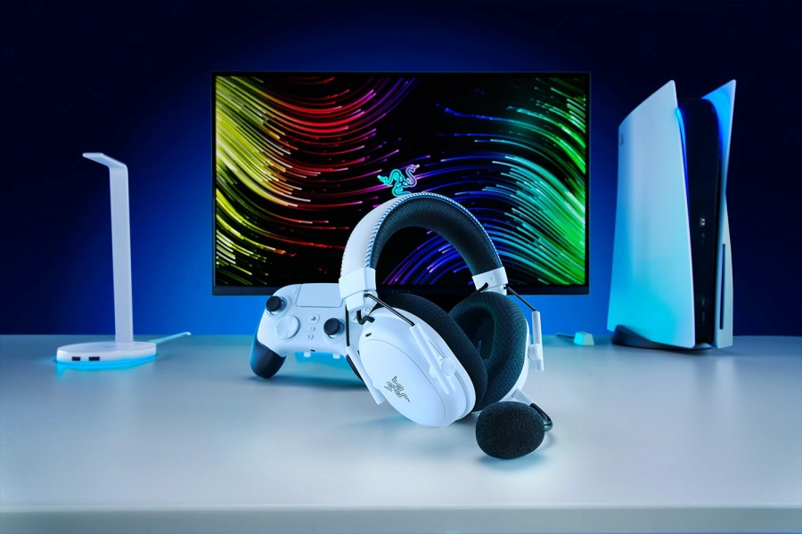 Ігрова гарнітура Razer BlackShark V3 Pro for PlayStation - White (RZ04-05400600-R3G1)