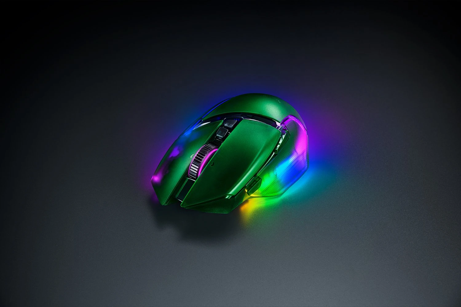 Миша Razer Basilisk V3 Pro 35K Fully Customizable Wireless Ergonomic RGB Gaming Mouse - Phantom Green Edition (RZ01-05240300-R3G1)