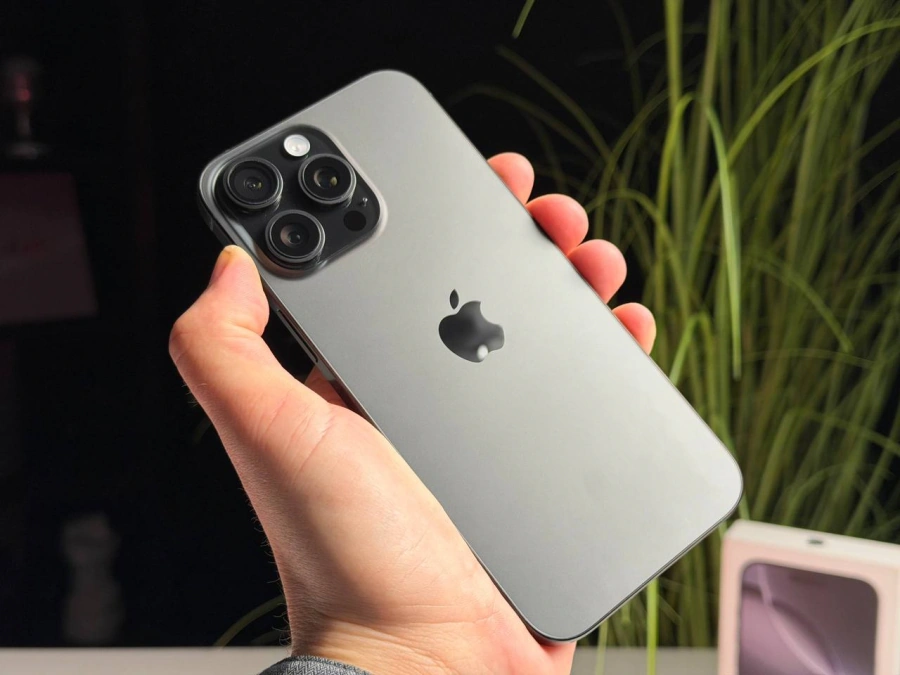 OPEN BOX Apple iPhone 16 Pro Max 1TB Black Titanium (MYX43) - Стан: ідеальний | Акумулятор: 100% | Комплектація: повний | Гарантія: 9 міс.