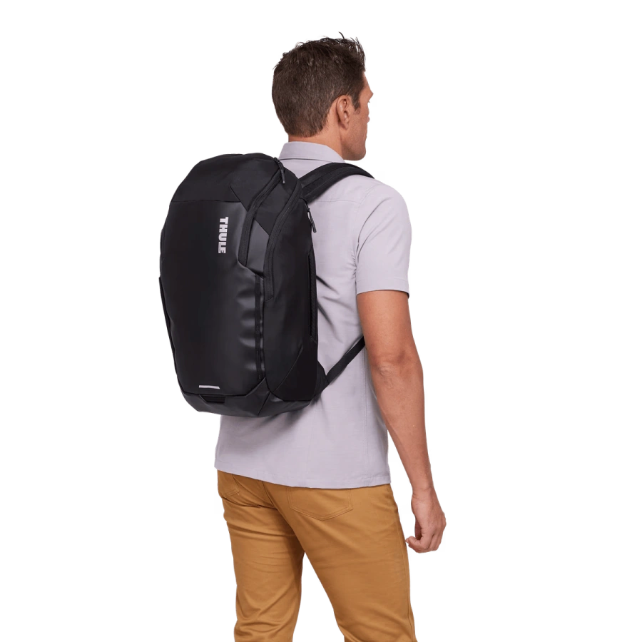 Рюкзак для ноутбука та подорожей Thule Chasm Laptop Backpack 26L - Black (3204981)