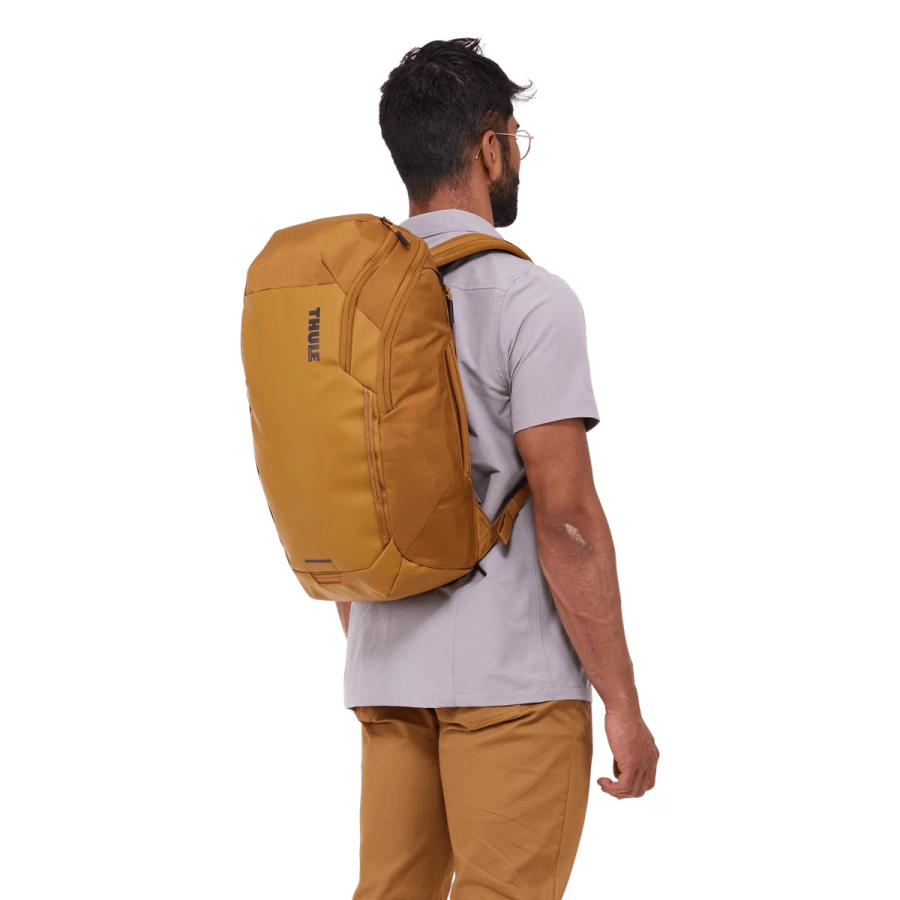 Рюкзак для ноутбука та подорожей Thule Chasm Laptop Backpack 26L - Golden (3204983)