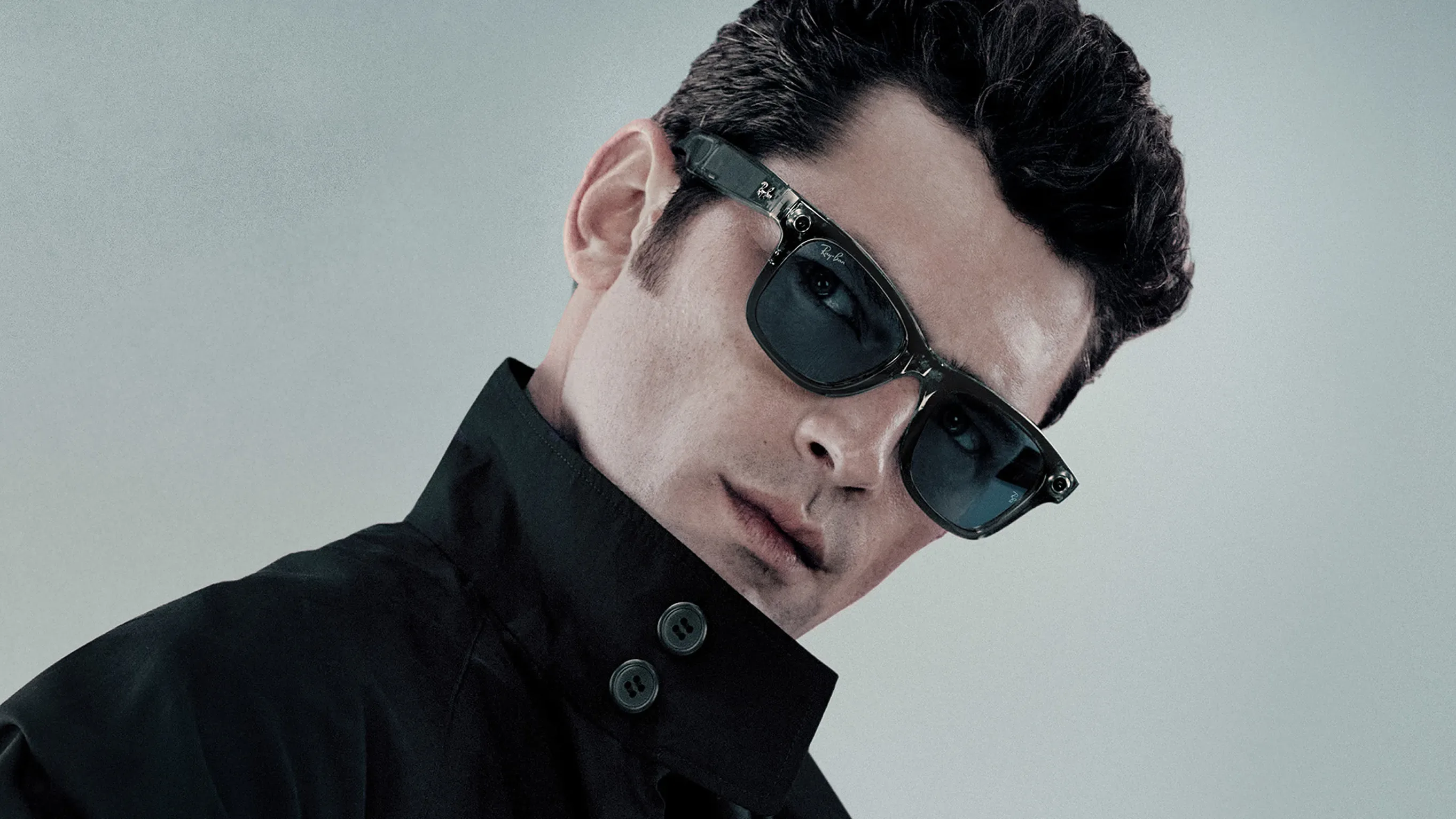 Смарт-окуляри Ray-Ban | Meta Wayfarer [Gen 2] Large Shiny Transparent Grey Frame/Clear to Sapphire Lenses (RW4012 6840MF 53-22)