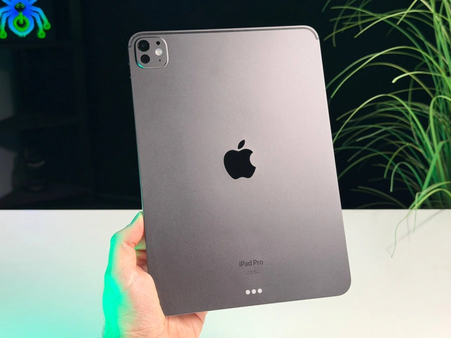 ВІТРИННИЙ Apple iPad Pro 11" M4 2024 Wi-Fi 256GB with Standard glass - Space Black (MVV83) - Стан: ідеальний | Акумулятор: 100% | Комплектація: iPad, кабель | Гарантія: 3 міс.