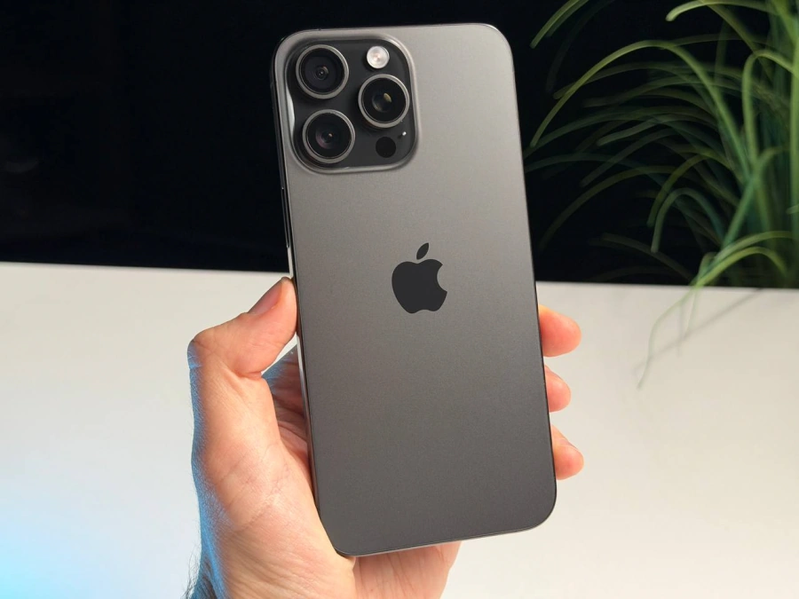 ВЖИВАНИЙ Б/У Apple iPhone 15 Pro Max 512GB Black Titanium (MU7C3) - Состояние: хорошее | Аккумулятор: 100% | Комплектация: полный | Гарантия: 3 мес.