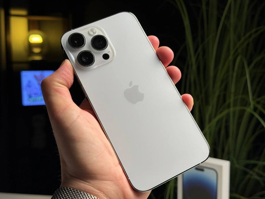 ВЖИВАНИЙ Б/У Apple iPhone 14 Pro Max 128GB Silver eSim (MQ8P3) - Стан: гарний | Акумулятор: 100% | Комплектація: повний | Гарантія: 3 міс.