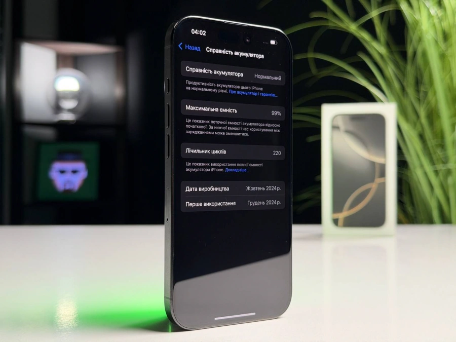 ВЖИВАНИЙ Б/У Apple iPhone 16 Pro 128GB Black Titanium (MYND3) - Стан: гарний | Акумулятор: 99% | Комплектація: повний | Гарантія: 3 міс.