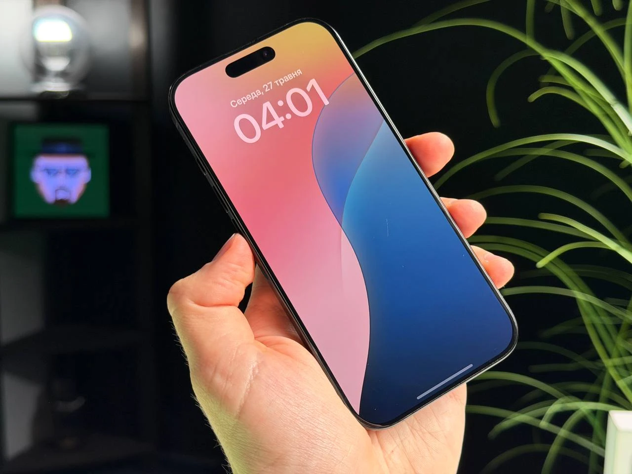 ВЖИВАНИЙ Б/У Apple iPhone 16 Pro 128GB Black Titanium (MYND3) - Стан: гарний | Акумулятор: 99% | Комплектація: повний | Гарантія: 3 міс.