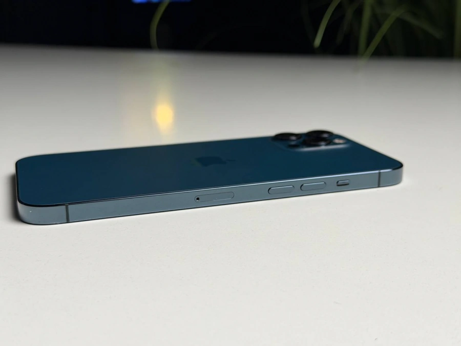 ВЖИВАНИЙ Б/У iPhone 12 Pro Max 256GB Pacific Blue (MGCN3, MGDF3) - Стан: задовільний | Акумулятор: 100% | Комплектація: повний | Гарантія: 3 міс.
