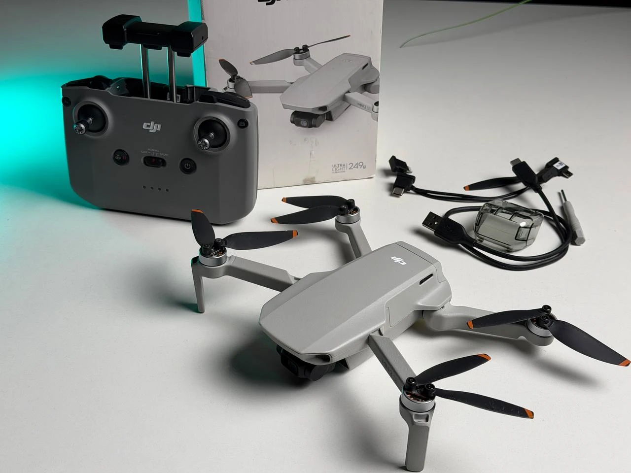 ВЖИВАНИЙ Б/У Квадрокоптер DJI Mini 2 SE (CP.MA.00000573.01) - Стан: гарний | Акумулятор: 100% | Комплектація: повний | Гарантія: 3 міс.