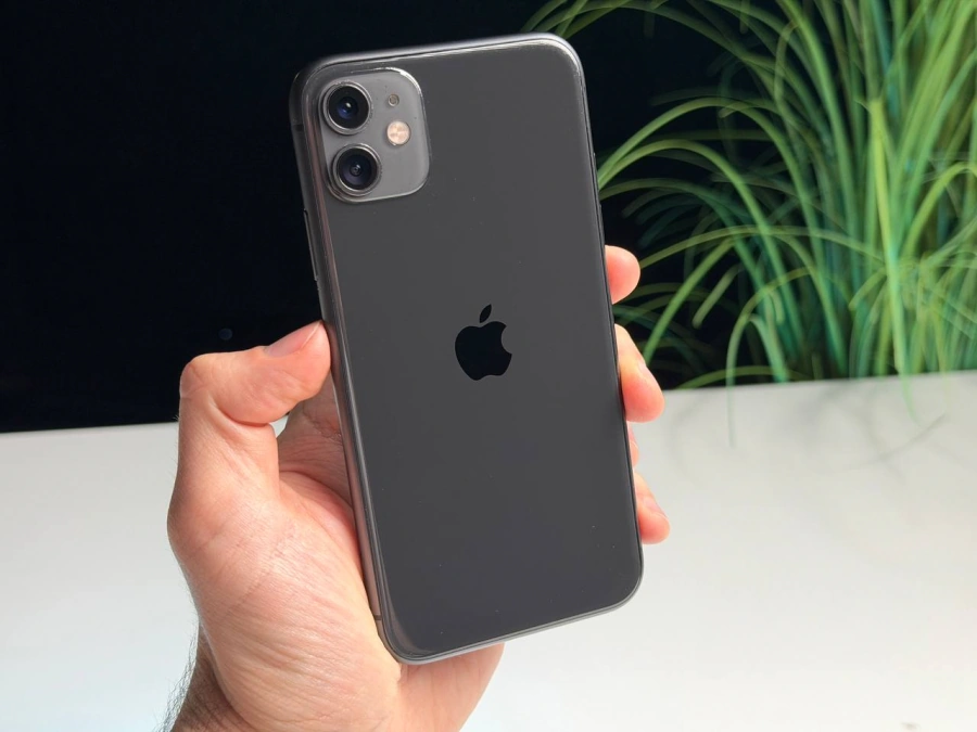 ВЖИВАНИЙ Б/У Apple iPhone 11 64GB Black (MWLT2) Full Box - Состояние: хороший | Аккумулятор: 100% | Комплектация: iPhone, кабель | Гарантия: 3 мес.
