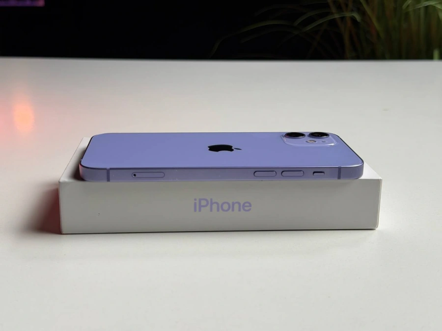 ВЖИВАНИЙ Б/У Apple iPhone 12 128GB Purple (MJNP3) - Стан: гарний | Акумулятор: 100% | Комплектація: повний | Гарантія: 3 міс.