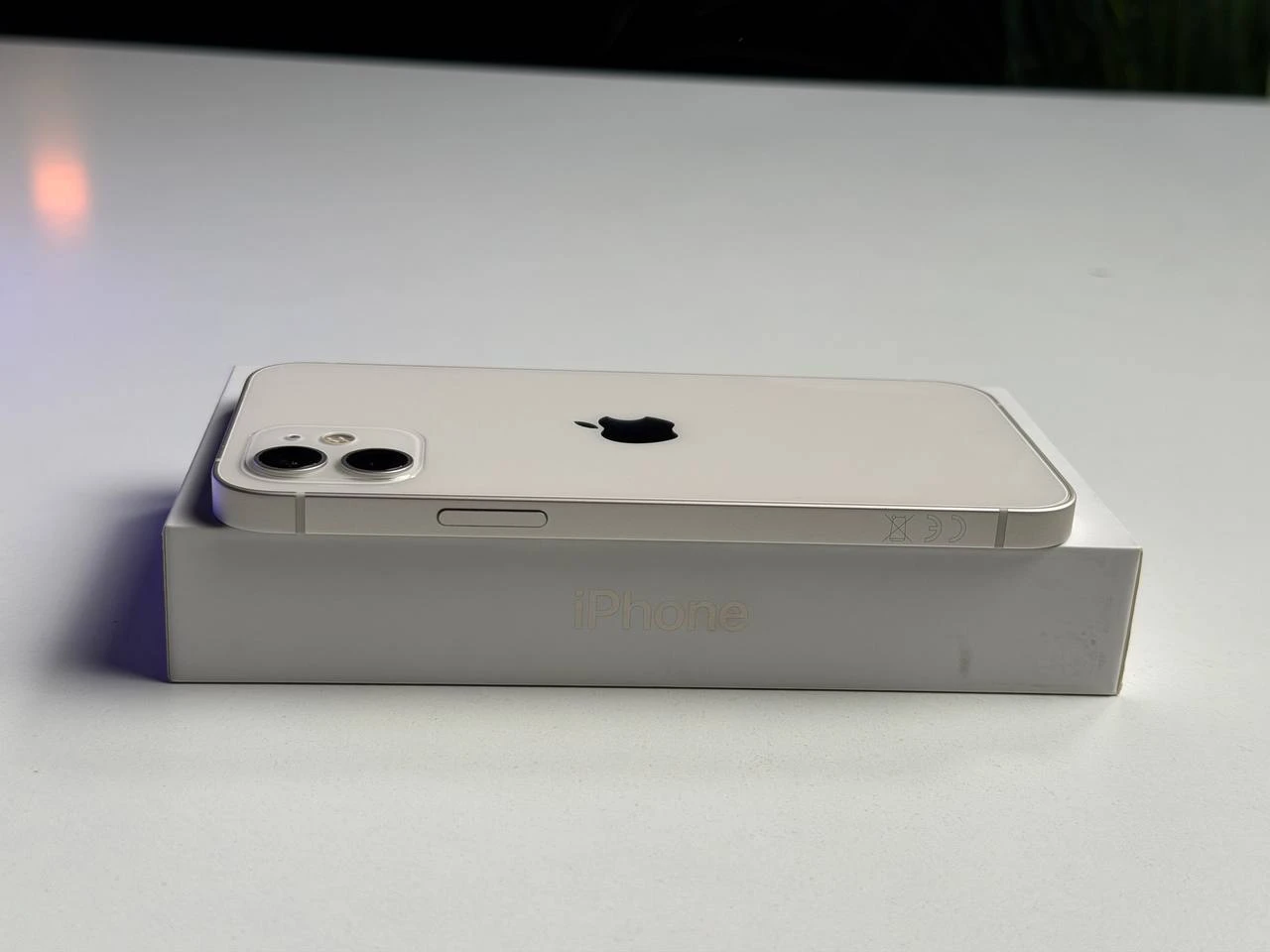 ВЖИВАНИЙ Б/У Apple iPhone 12 128GB White (MGHD3, MGJC3) - Стан: ідеальний | Акумулятор: 100% | Комплектація: повний | Гарантія: 3 міс.