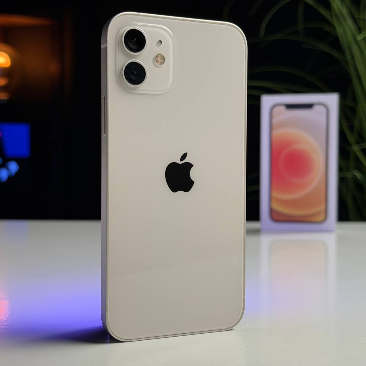 ВЖИВАНИЙ Б/У Apple iPhone 12 128GB White (MGHD3, MGJC3) - Стан: ідеальний | Акумулятор: 100% | Комплектація: повний | Гарантія: 3 міс.