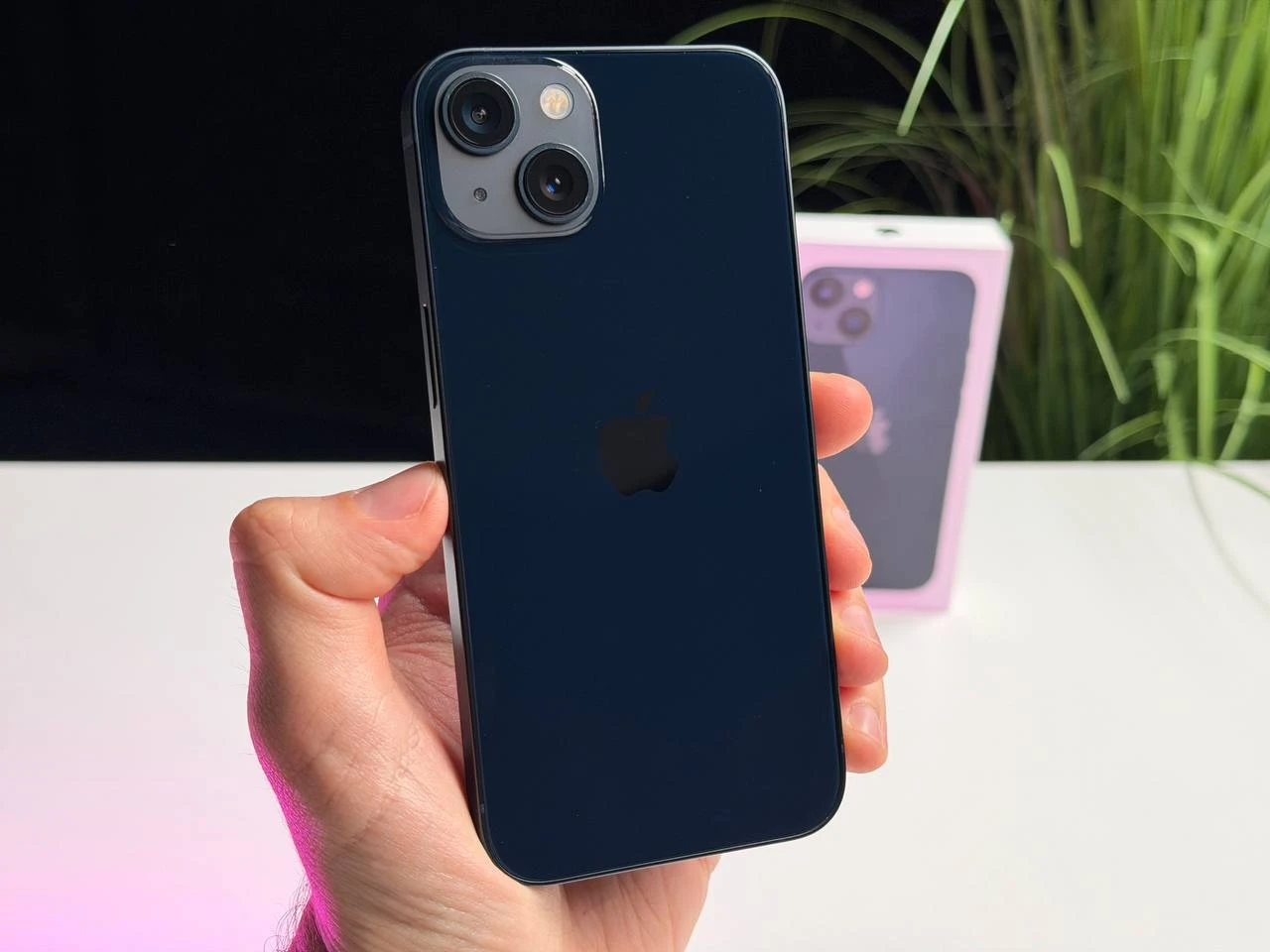 ВЖИВАНИЙ Б/У Apple iPhone 13 128GB Midnight (MLML3, MLPF3) - Стан: гарний | Акумулятор: 100% | Комплектація: повний | Гарантія: 3 міс.