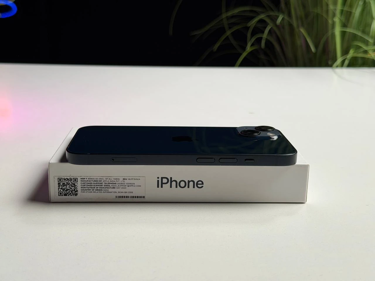 ВЖИВАНИЙ Б/У Apple iPhone 13 128GB Midnight (MLML3, MLPF3) - Стан: гарний | Акумулятор: 100% | Комплектація: повний | Гарантія: 3 міс.