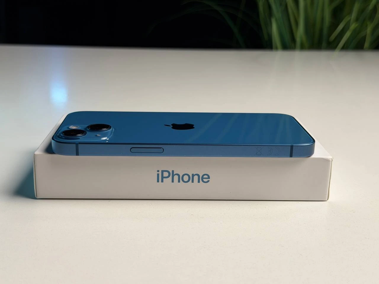 ВЖИВАНИЙ Б/У Apple iPhone 13 512GB Blue (MLN83, MLQG3) - Состояние: хороший | Аккумулятор: 100% | Комплектация: полный | Гарантия: 3 мес.