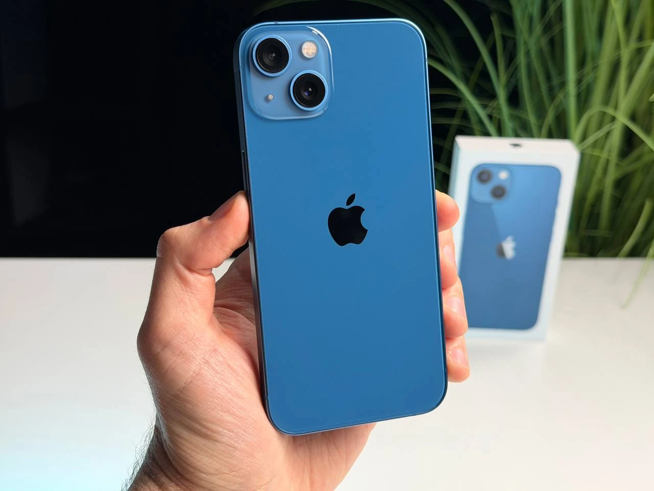 ВЖИВАНИЙ Б/У Apple iPhone 13 512GB Blue (MLN83, MLQG3) - Состояние: хороший | Аккумулятор: 100% | Комплектация: полный | Гарантия: 3 мес.