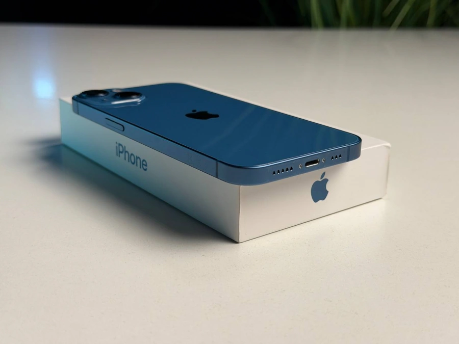 ВЖИВАНИЙ Б/У Apple iPhone 13 512GB Blue (MLN83, MLQG3) - Состояние: хороший | Аккумулятор: 100% | Комплектация: полный | Гарантия: 3 мес.