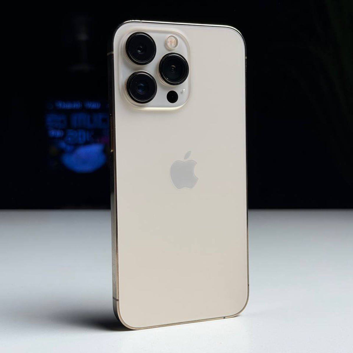 ВЖИВАНИЙ Б/У Apple iPhone 13 Pro 128GB Gold (MLTR3, MLVC3) - Состояние: хороший | Аккумулятор: 100% | Комплектация: iPhone, кабель | Гарантия: 3 мес.