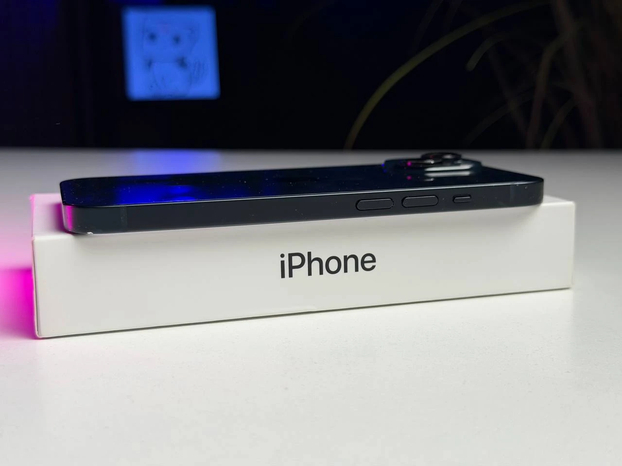 ВЖИВАНИЙ Б/У Apple iPhone 14 128GB Midnight eSim (MPUA3) - Стан: гарний | Акумулятор: 100% | Комплектація: повний | Гарантія: 3 міс.