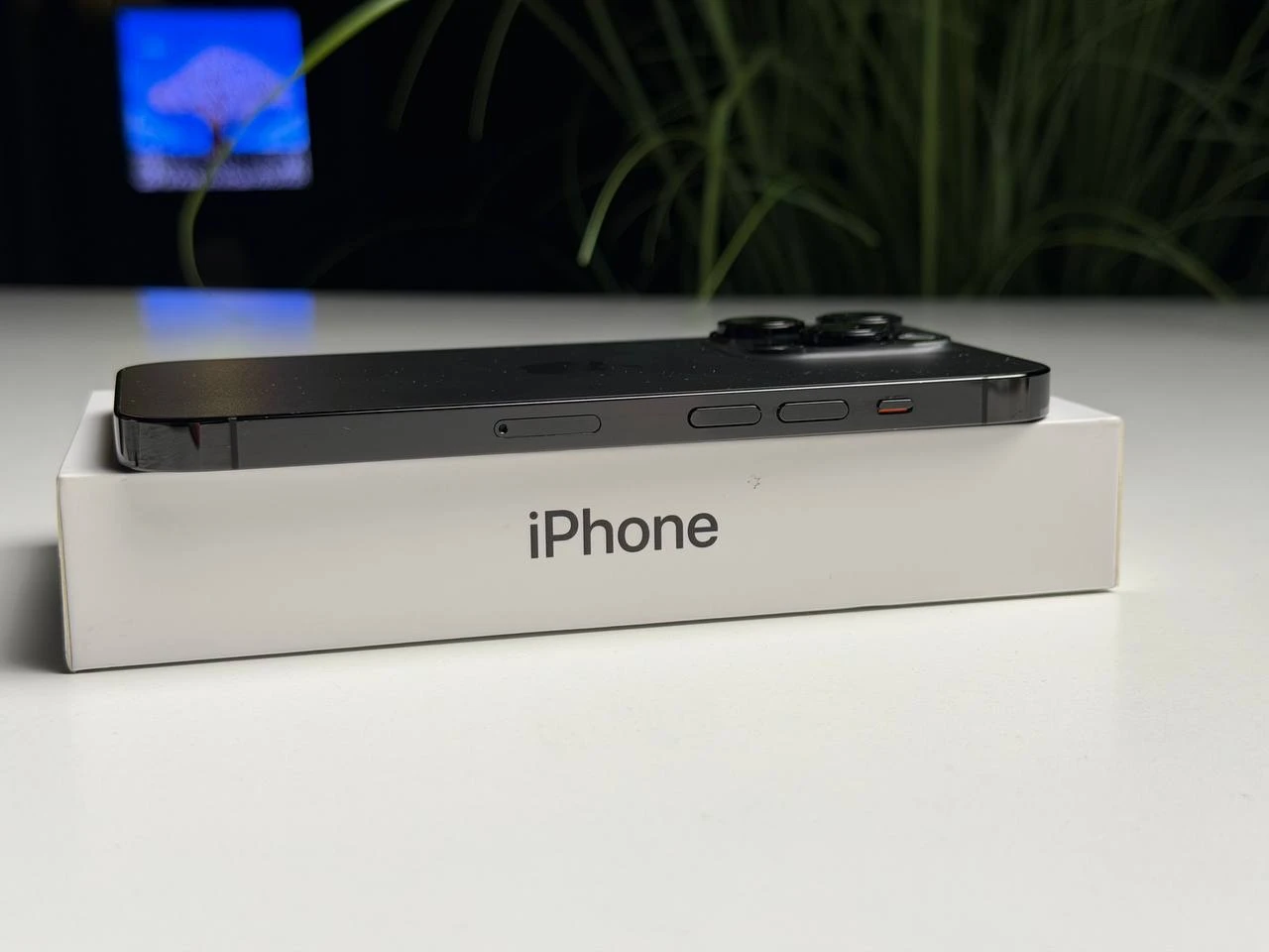 ВЖИВАНИЙ Б/У Apple iPhone 14 Pro 256GB Space Black (MQ0T3) - Стан: гарний | Акумулятор: 100% | Комплектація: повний | Гарантія: 3 міс.