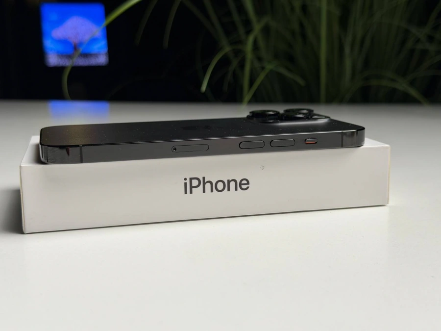 ВЖИВАНИЙ Б/У Apple iPhone 14 Pro 256GB Space Black (MQ0T3) - Стан: гарний | Акумулятор: 100% | Комплектація: повний | Гарантія: 3 міс.