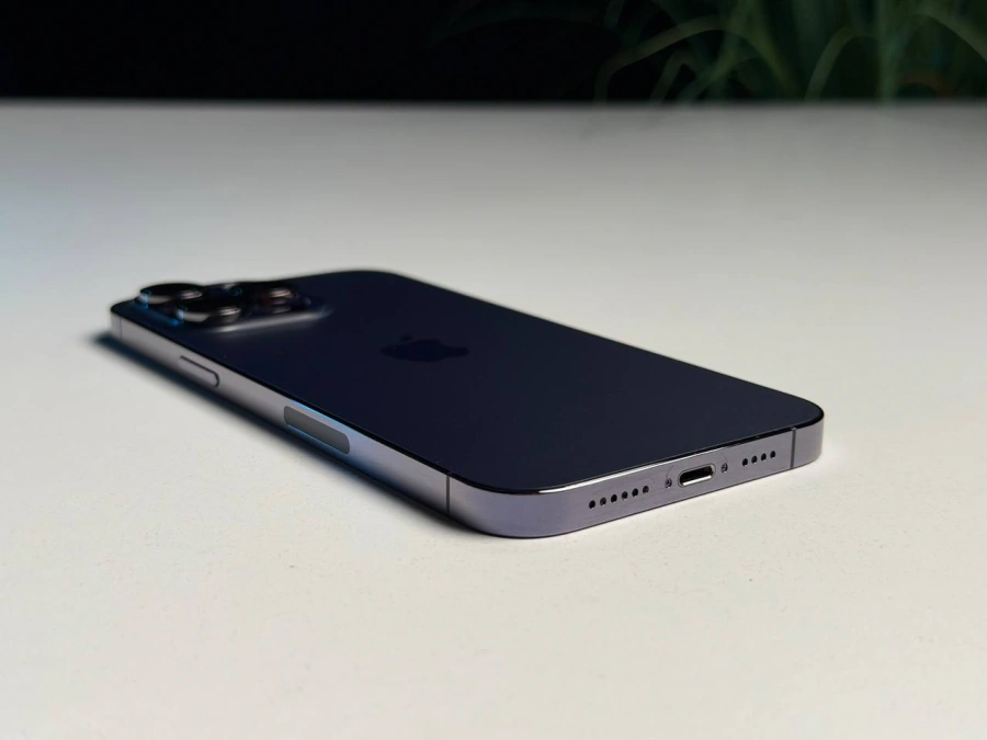 ВЖИВАНИЙ Б/У Apple iPhone 14 Pro Max 128GB Deep Purple eSim (MQ8R3) - Стан: гарний | Акумулятор: 100% | Комплектація: iPhone, кабель | Гарантія: 3 міс.