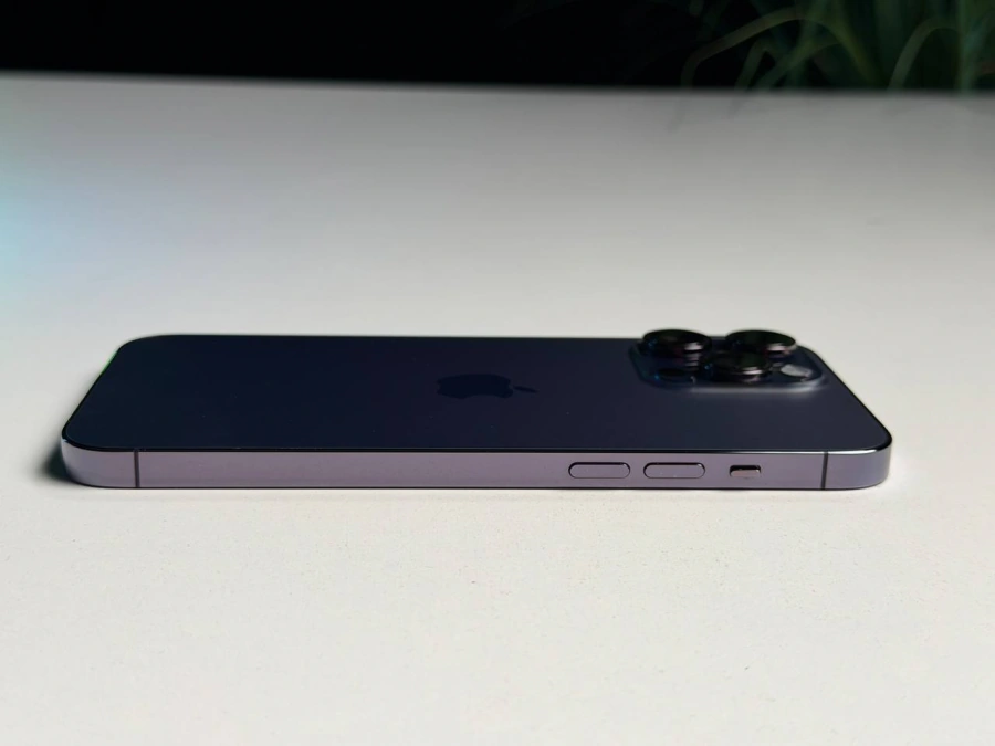 ВЖИВАНИЙ Б/У Apple iPhone 14 Pro Max 128GB Deep Purple eSim (MQ8R3) - Стан: гарний | Акумулятор: 100% | Комплектація: iPhone, кабель | Гарантія: 3 міс.