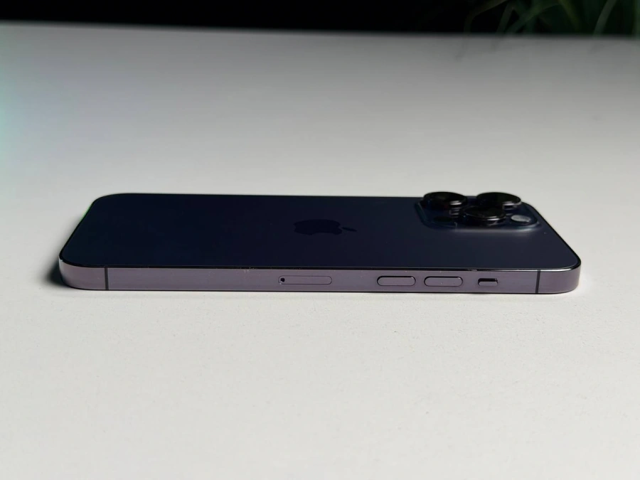 ВЖИВАНИЙ Б/У Apple iPhone 14 Pro Max 256GB Deep Purple (MQ9X3) - Стан: гарний | Акумулятор: 100% | Комплектація: iPhone, кабель | Гарантія: 3 міс.